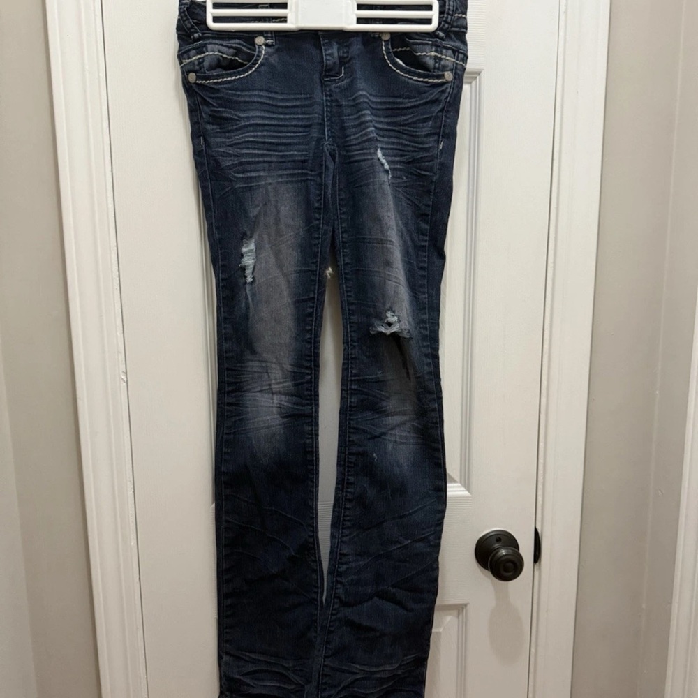 Almost Famous Jeans Boot Cut Womens Jeans Size 1 Distressed Y2K Style